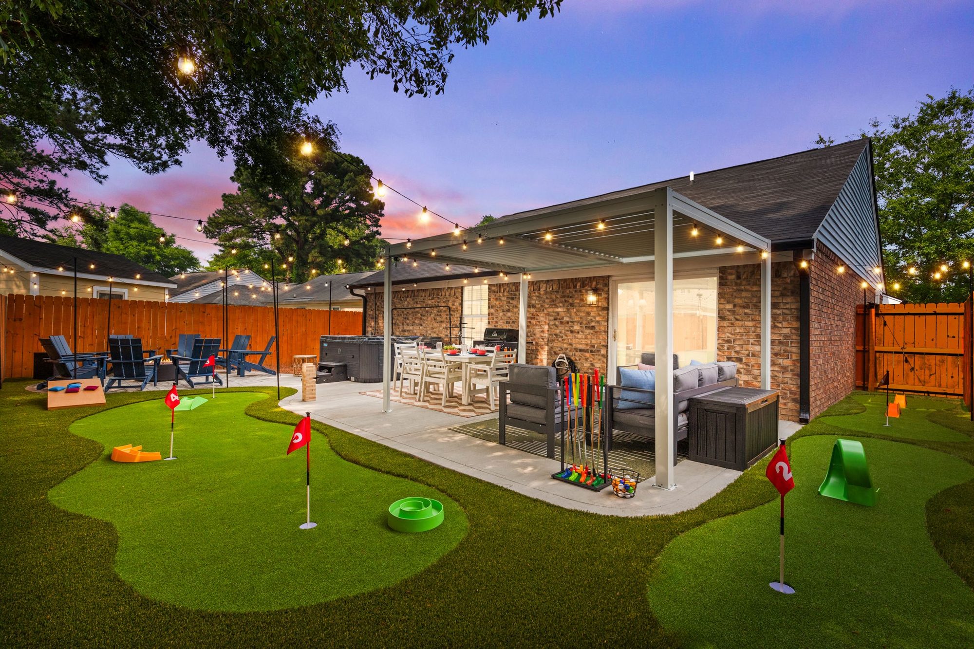 Mossy Tides Retreat backyard — Whitemarsh Island Savannah Georgia