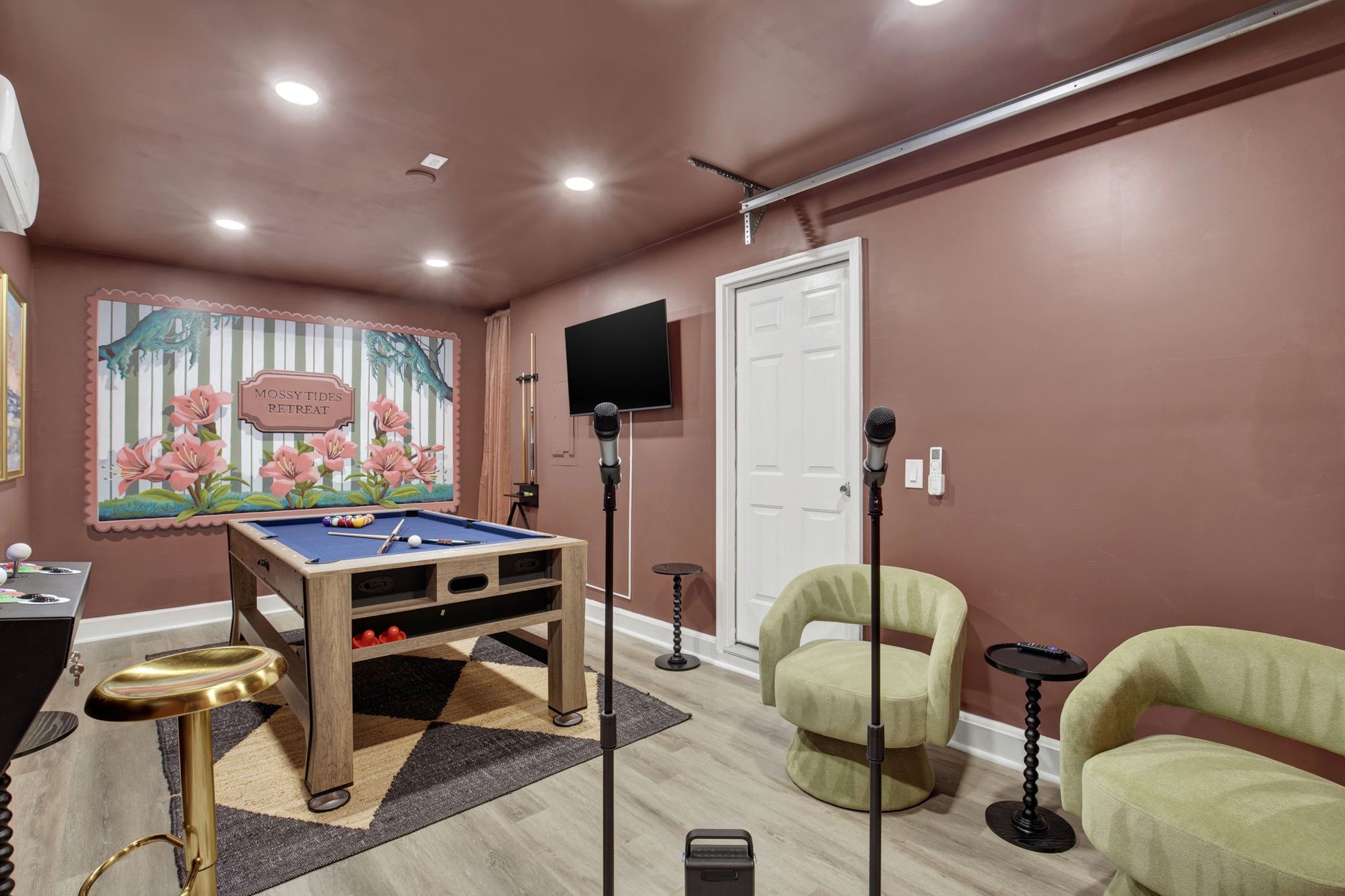 Game Room and Karaoke at Mossy Tides Retreat