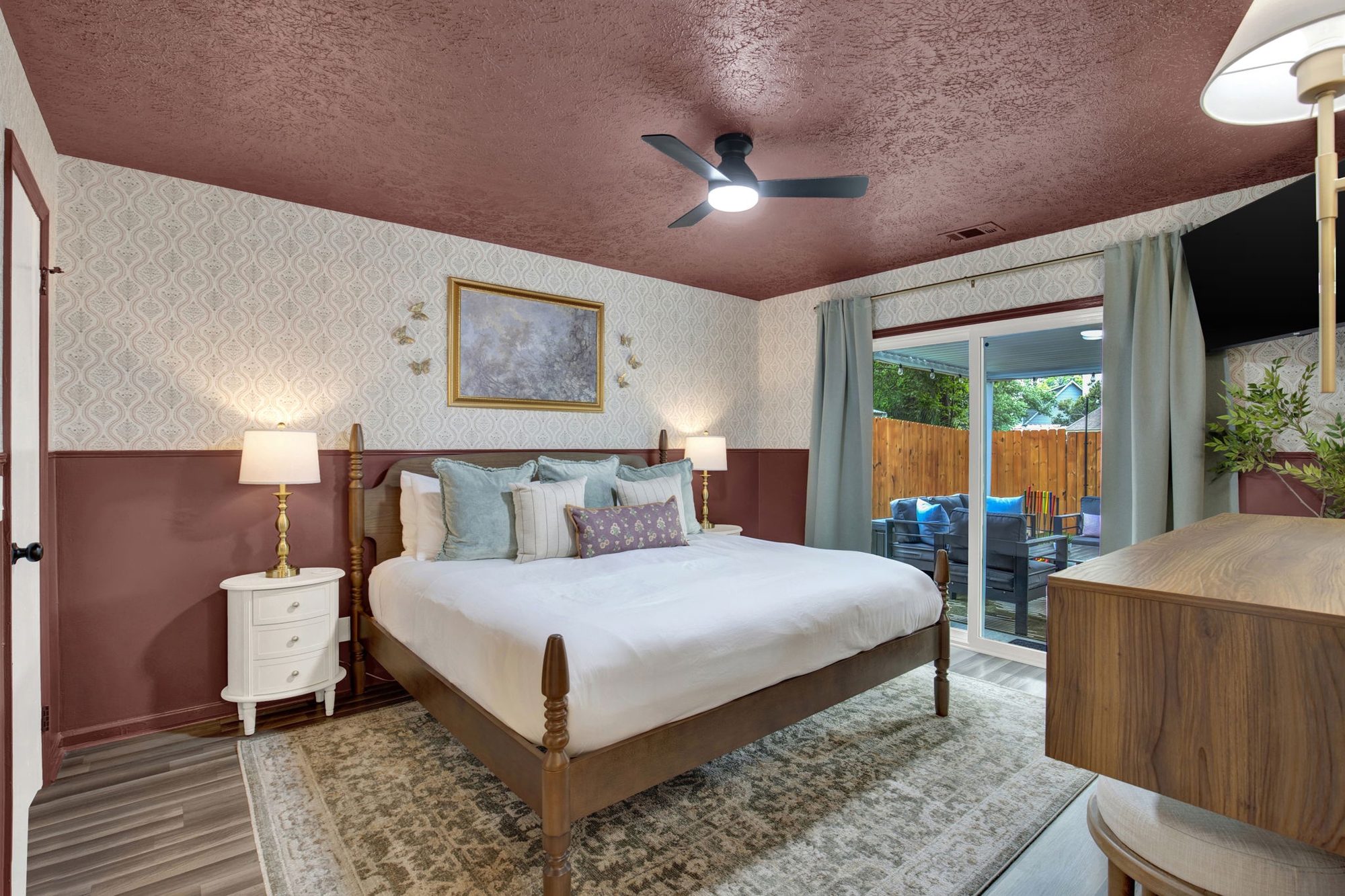 Primary bedroom at Mossy Tides Retreat vacation rental Savannah GA